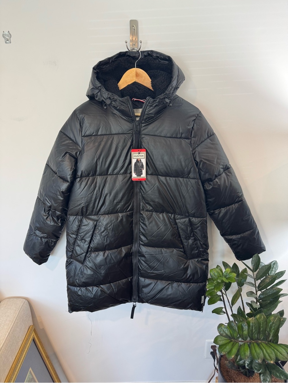 HUNTER Women's Mid Length Puffer Jacket, Black, Sz Medium, NWT - Picture 1 of 7